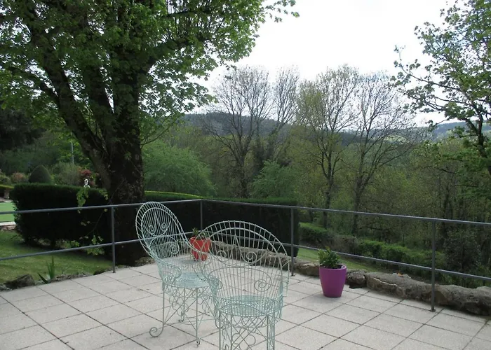 Dom wakacyjny Charmante Maisonnette Avec Piscine Partagee - Fr-1-489-131 Arfeuilles