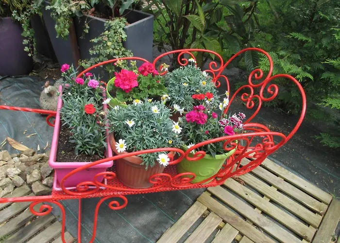 Dom wakacyjny Charmante Maisonnette Avec Piscine Partagee - Fr-1-489-131 Arfeuilles